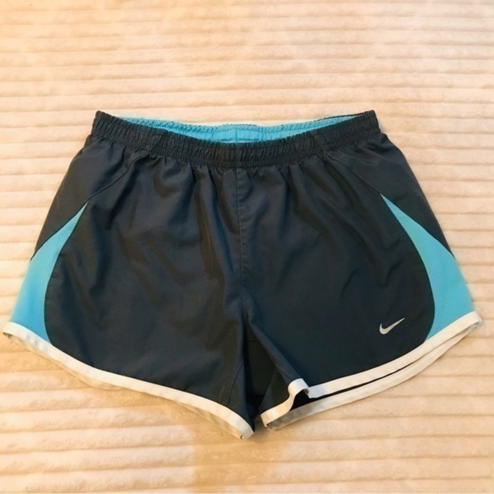 Nike Dri Fit Running Shorts Blue and White Athletic Short Women’s size Small